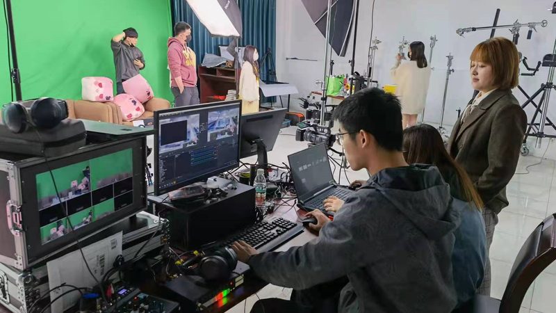 碳纤维短视频三脚架报价